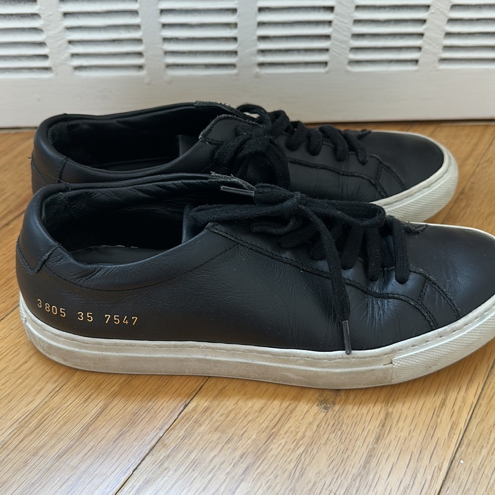 Common Project Sneakers - Picture 3 of 4